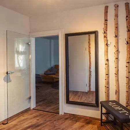 Kunstvoll - Individuelle 4-zimmer Mit Balkon In * マイセン