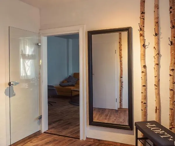 Kunstvoll - Individuelle 4-zimmer Mit Balkon In * Meißen